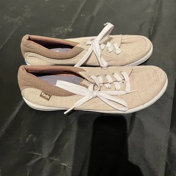 Keds tan/ cream Casual Sneakers woman’s size 7.5 like new - Picture 4 of 7